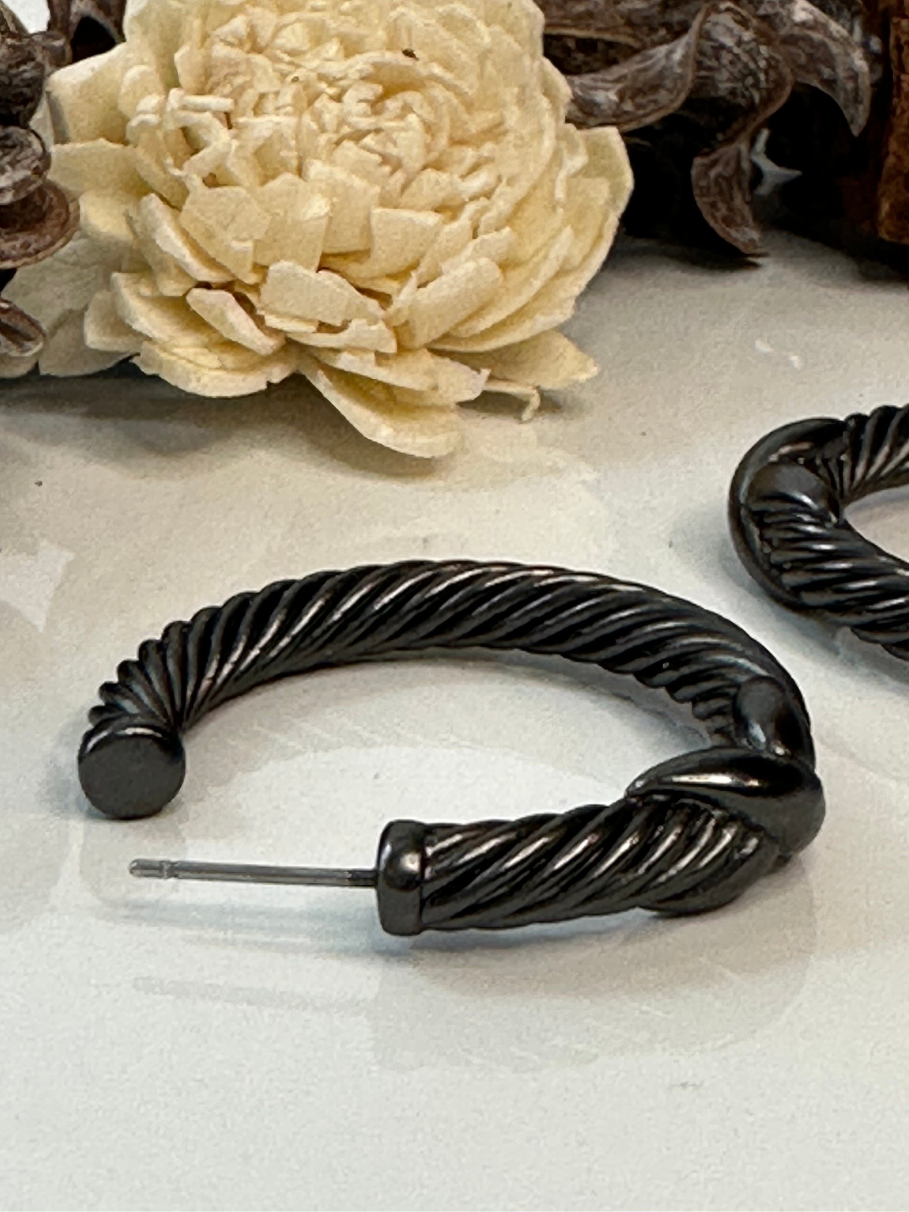 Twisted Hoop Earrings