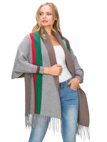 Load image into Gallery viewer, Ladies gray poncho with sleeves for fall
